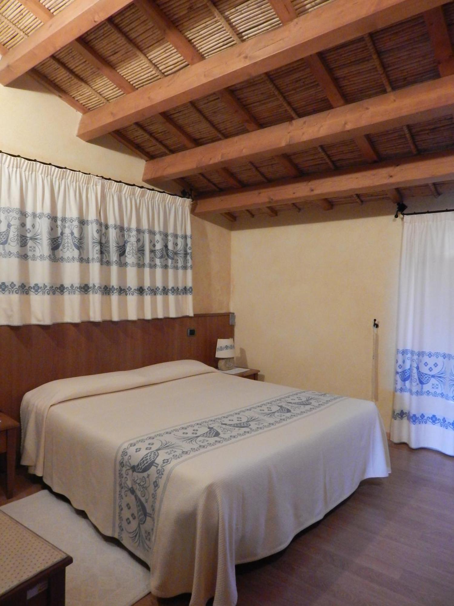 Hotel Villa Canu กาบราส ห้อง รูปภาพ