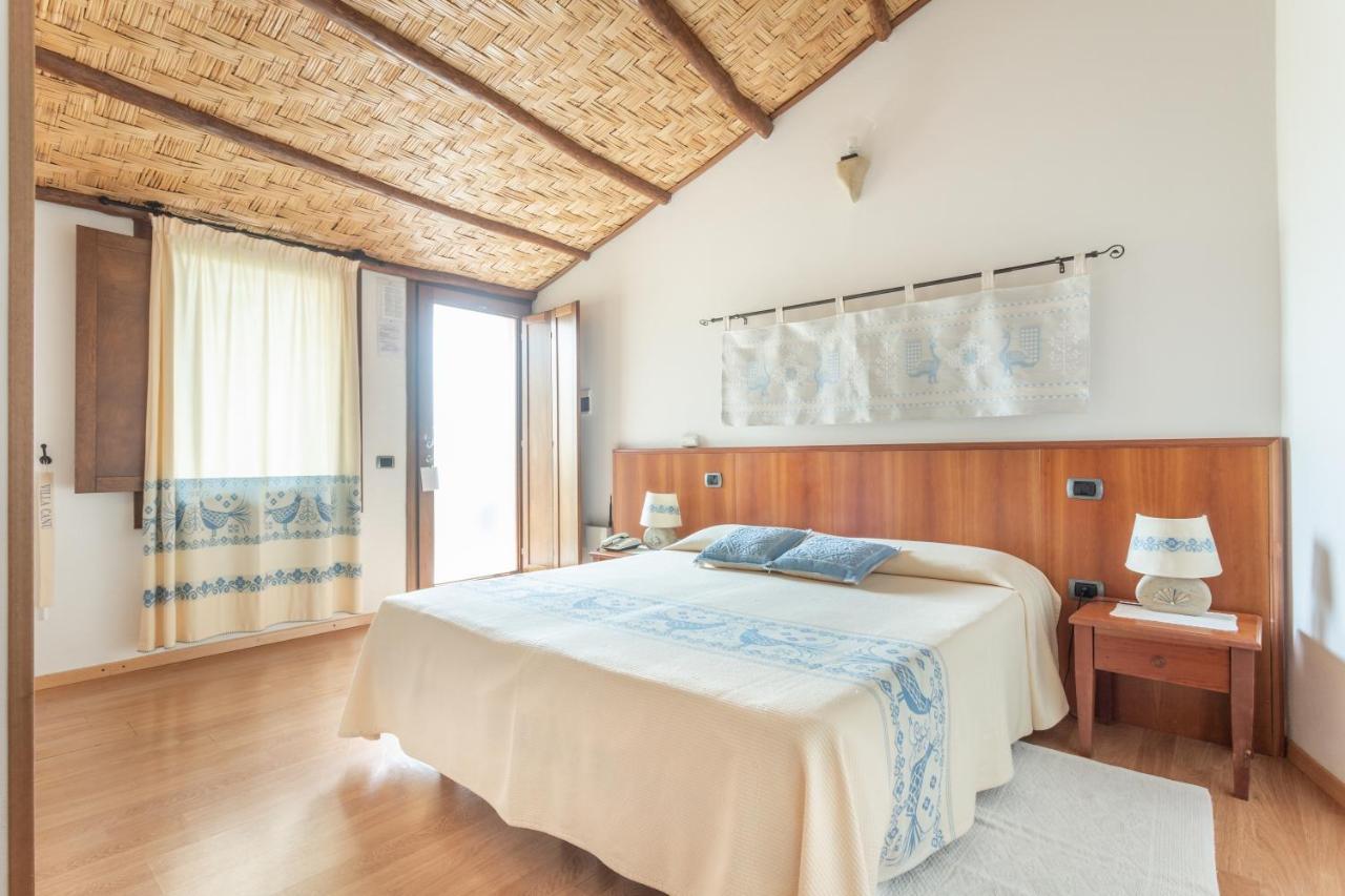 Hotel Villa Canu กาบราส ภายนอก รูปภาพ